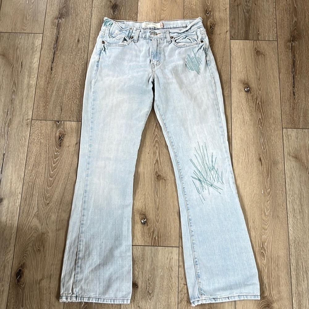 Vintage Levi's 515 Bootcut Jeans with Turquoise Details and Button Western